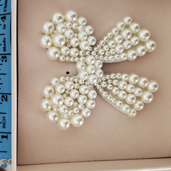 Simone Rocha x HM faux pearl brooch NWT - Picture 2 of 5